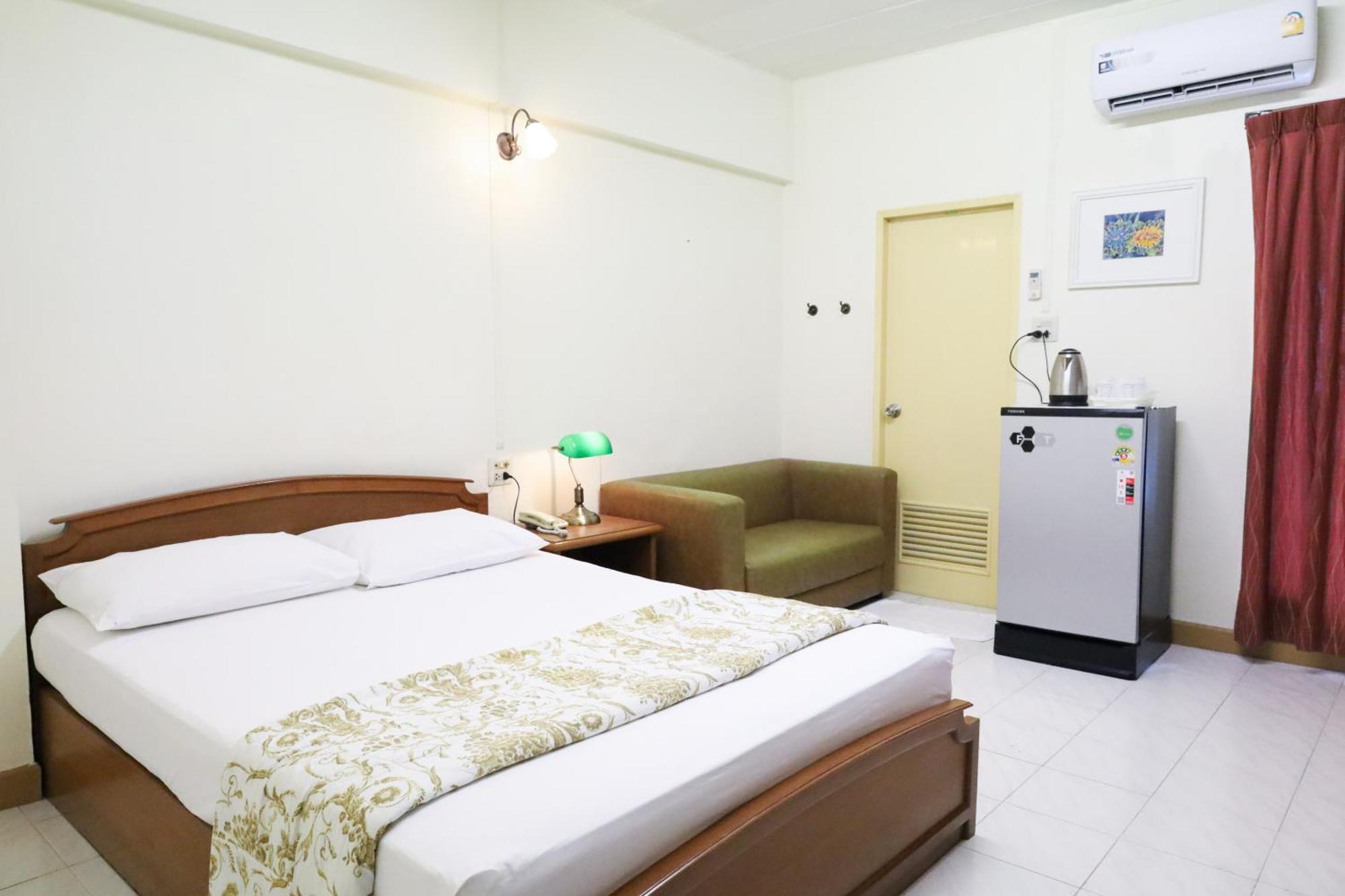 Standard Queen Room,1693296972:JPEG