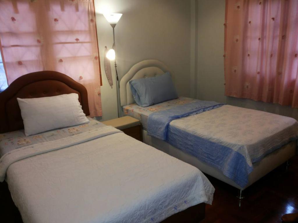 Quarto Twin com Vista Jardim