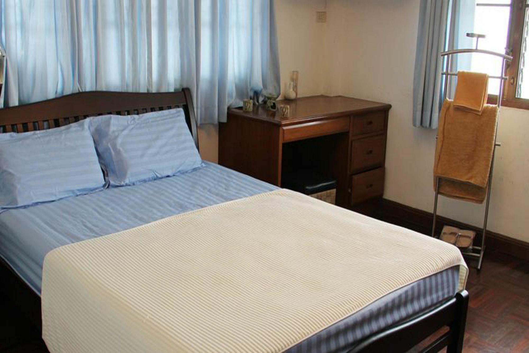 Queen Room with Shared Bathroom