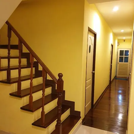 Papermoon Guesthouse-2